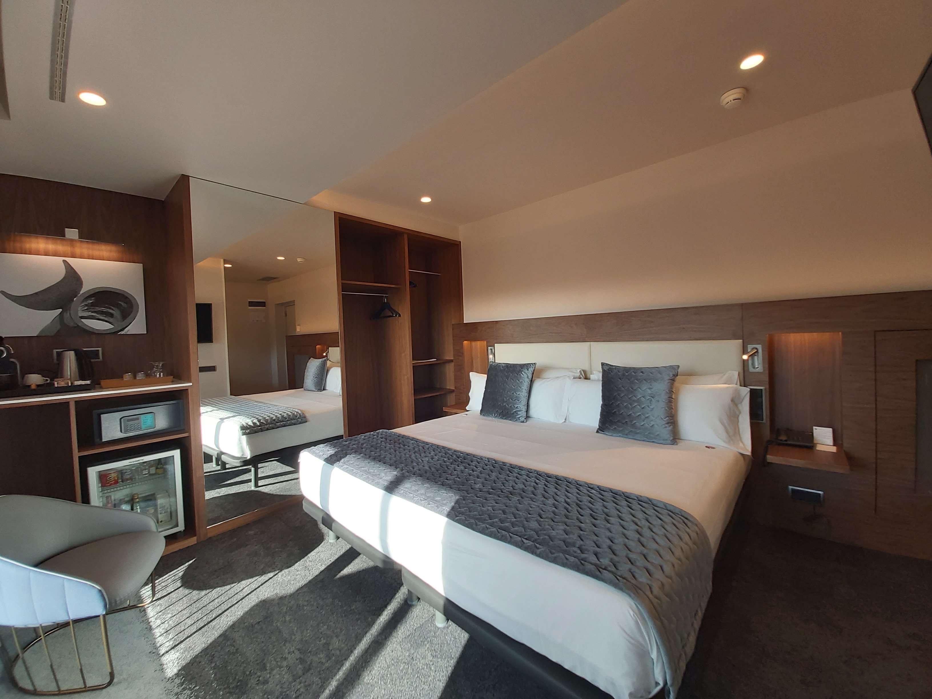 Best Western Premier Hotel Dante Barcelona Eksteriør bilde